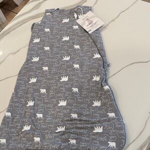 Gunamuna NWT 18-24mos 1.0 TOG Gray Baby Sleep Sack with White Polar Bear Print